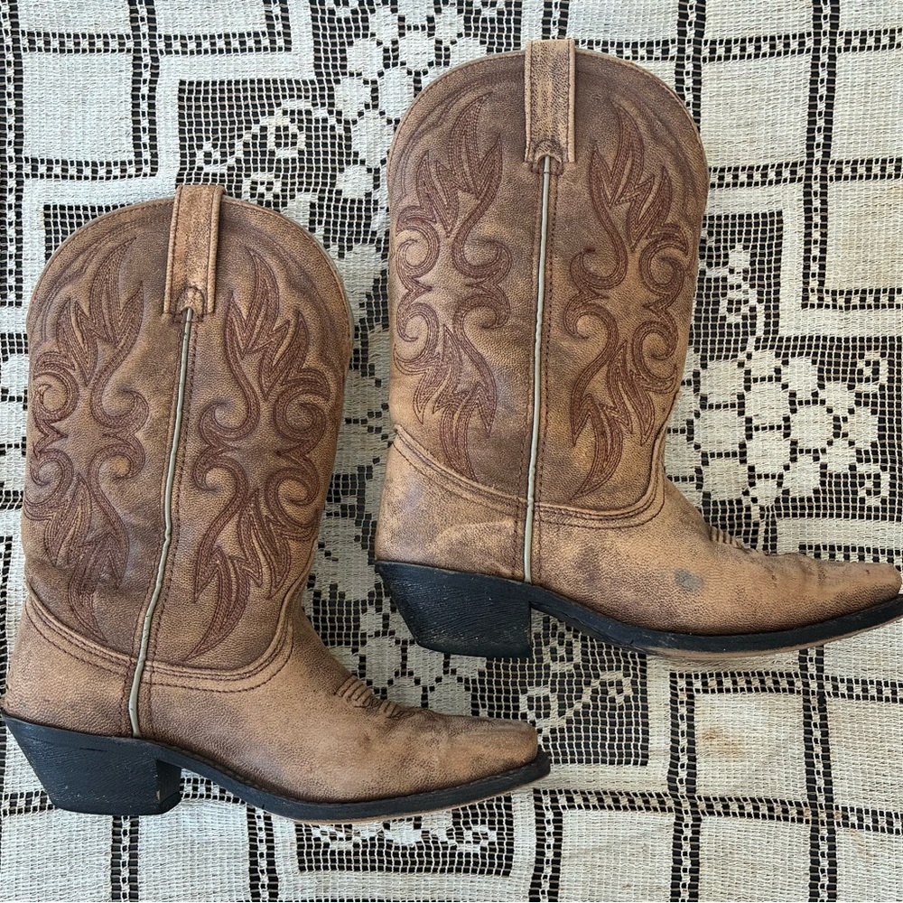 Vintage Laredo boots ๐ด - Picture 2 of 5